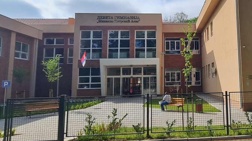 Roditelji Devete gimnazije osudili postupke direktorke škole 11 deveta gimnazija beograd