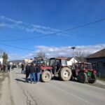 Blokada magistralnog puta kod Vitanovca između Kraljeva i Kragujevca