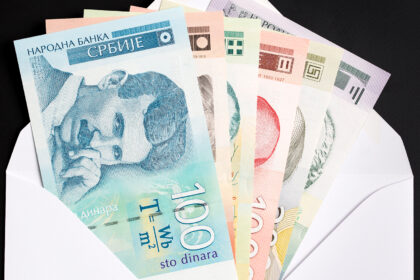 Minimalac u Srbiji od 2027. raste na 405 dinara po satu