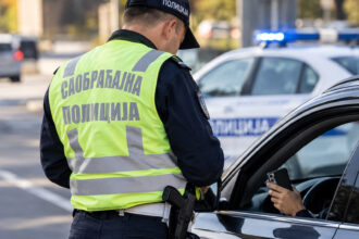 MUP: Više od 3.000 vozača kažnjeno zbog mobilnog telefona